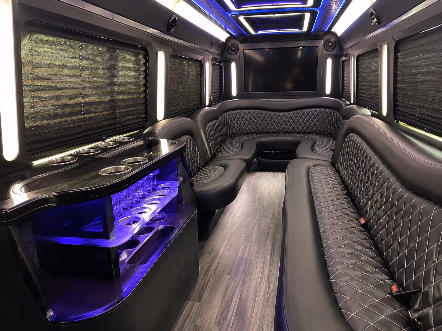 Ann Arbor Homecoming & Prom Party Bus Rentals