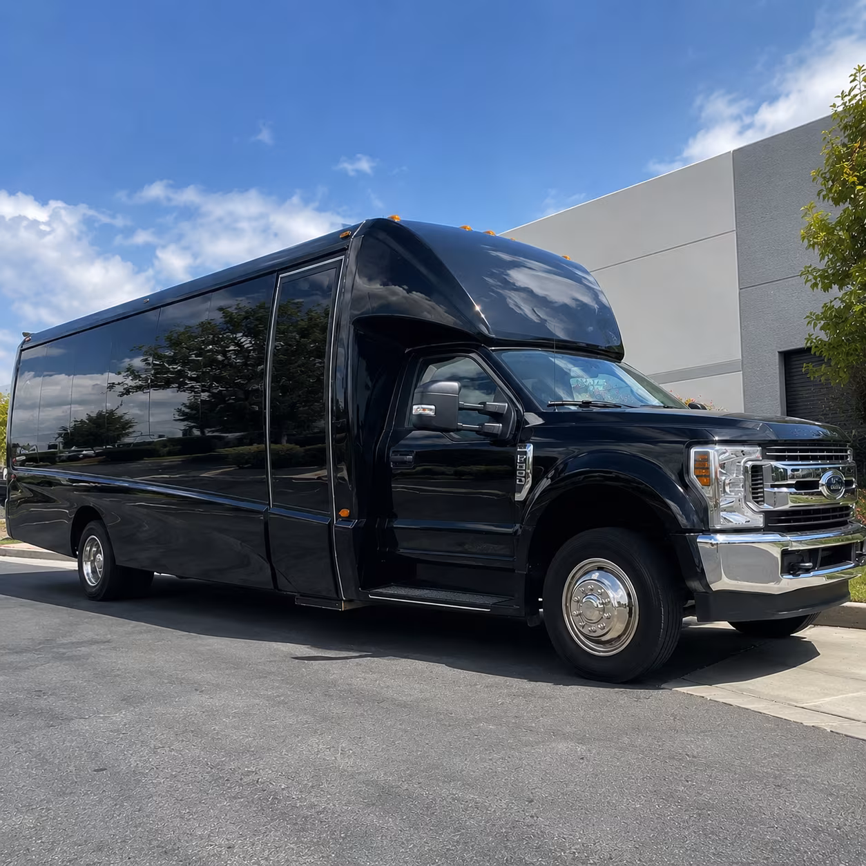 Farmington Hills School Event & Field Trip Transportation