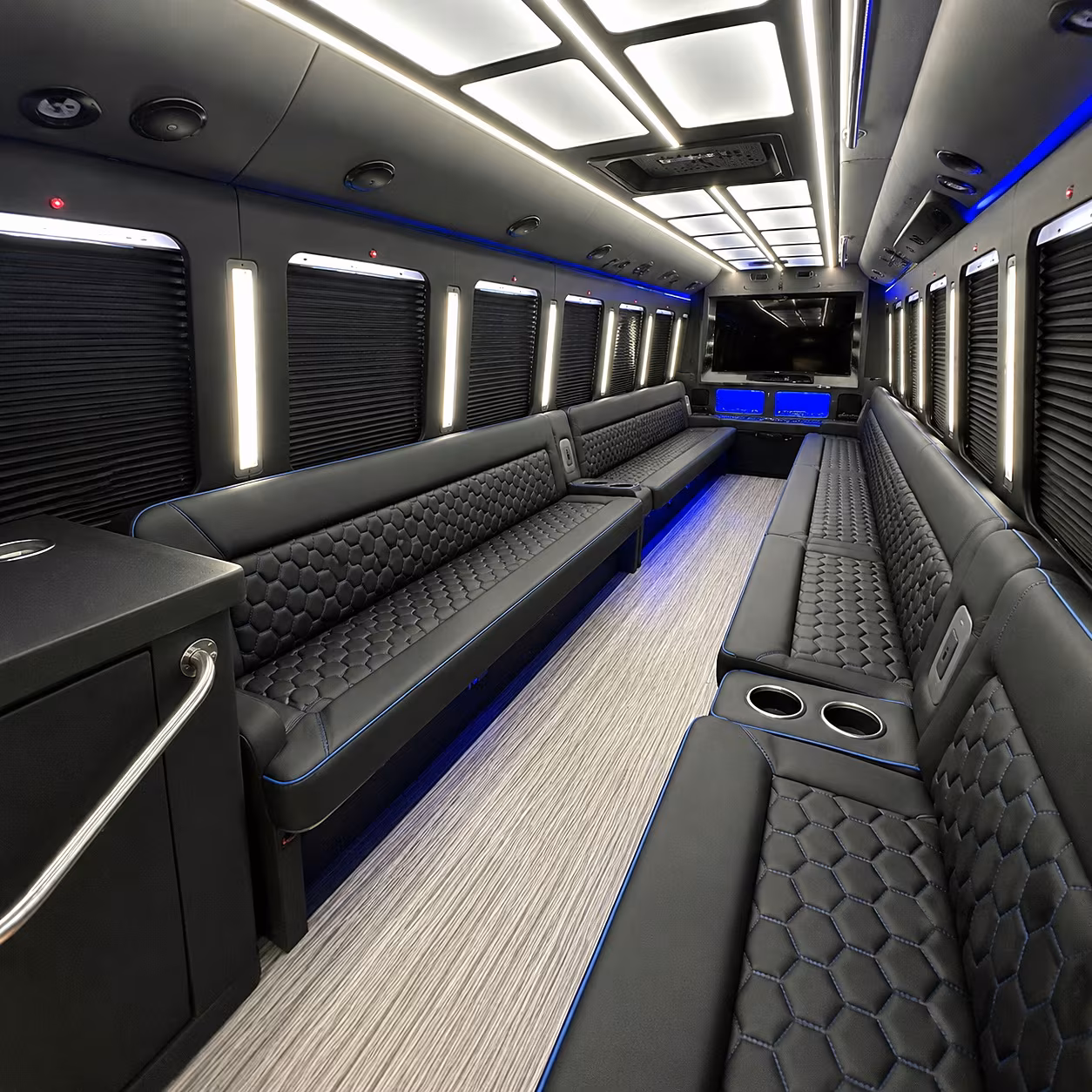 Novi Homecoming & Prom Party Bus Rentals