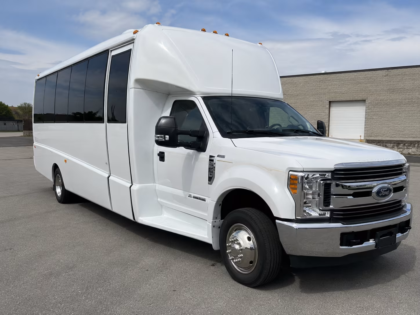 Novi School Event & Field Trip Transportation