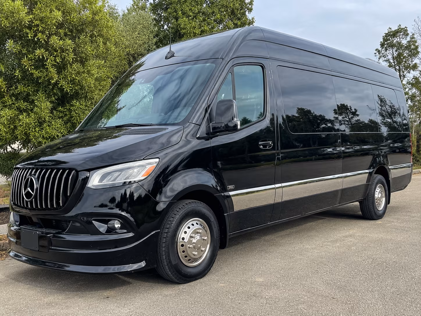 Toledo Airport Shuttle & Transportation onboard seating