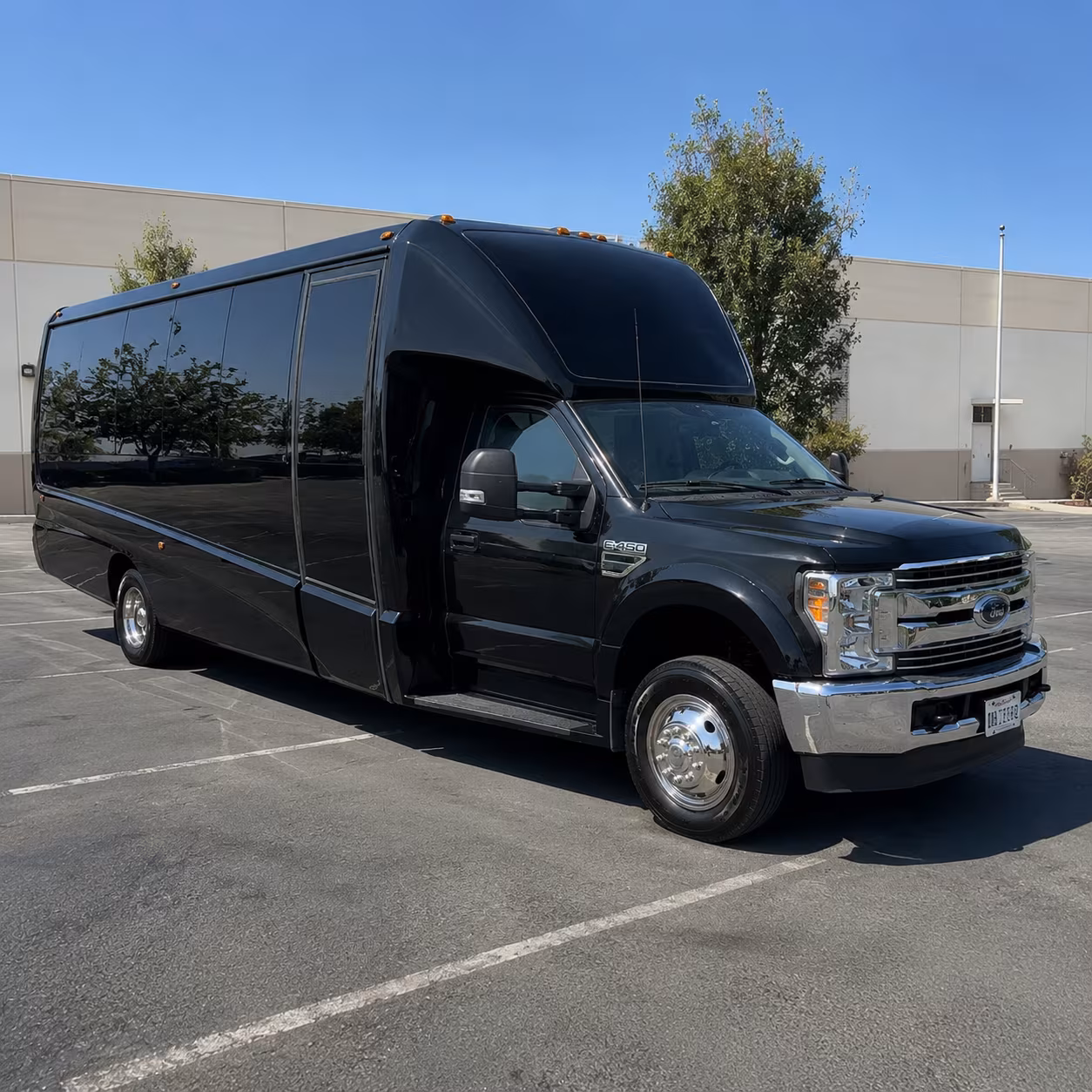 Toledo Birthday, Sweet 16, & Quinceañera Party Bus Rentals