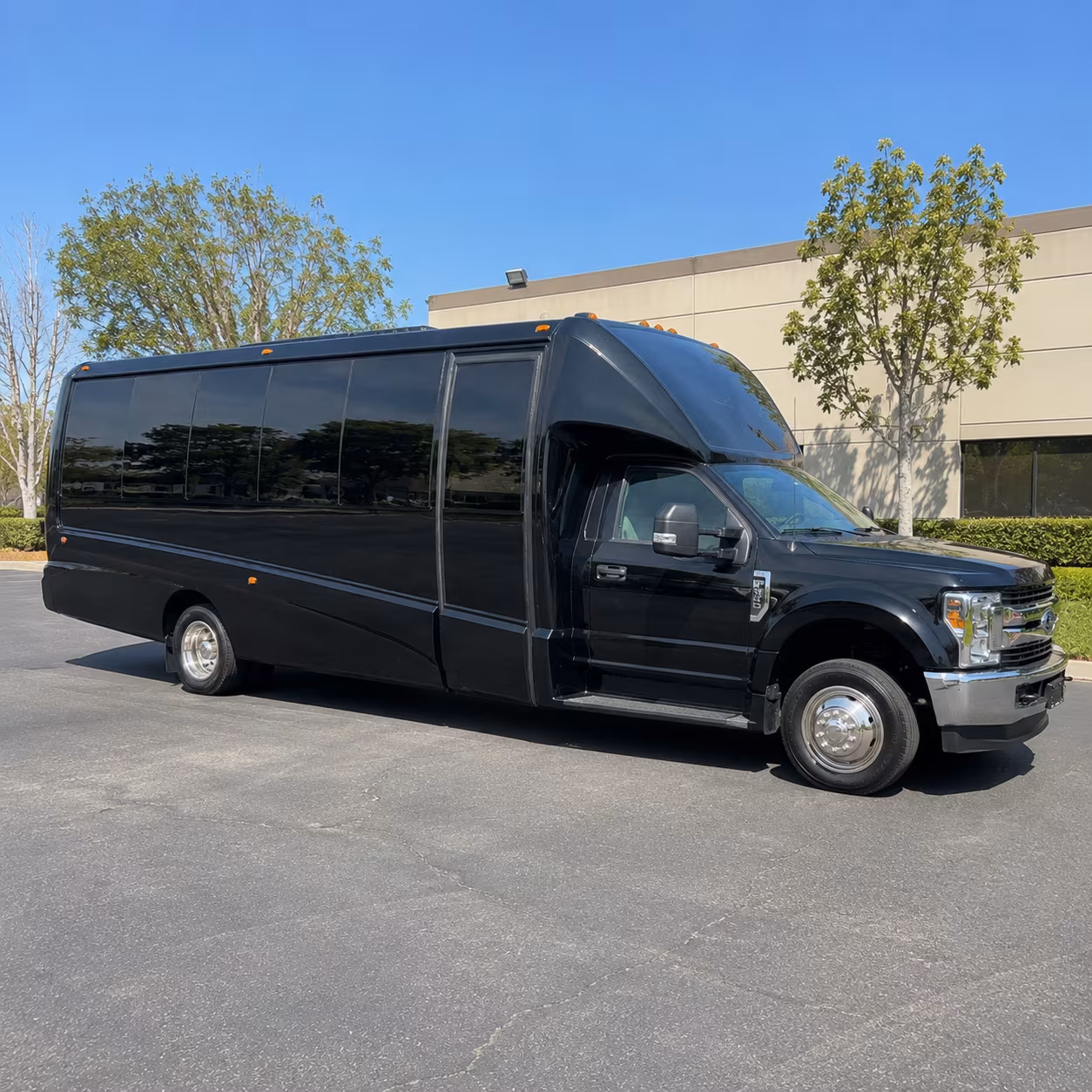 Toledo Birthday, Sweet 16, & Quinceañera Transportation pickup coordination
