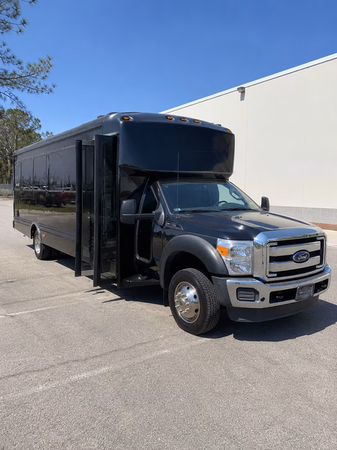 Toledo Sporting Event Transportation party bus exterior