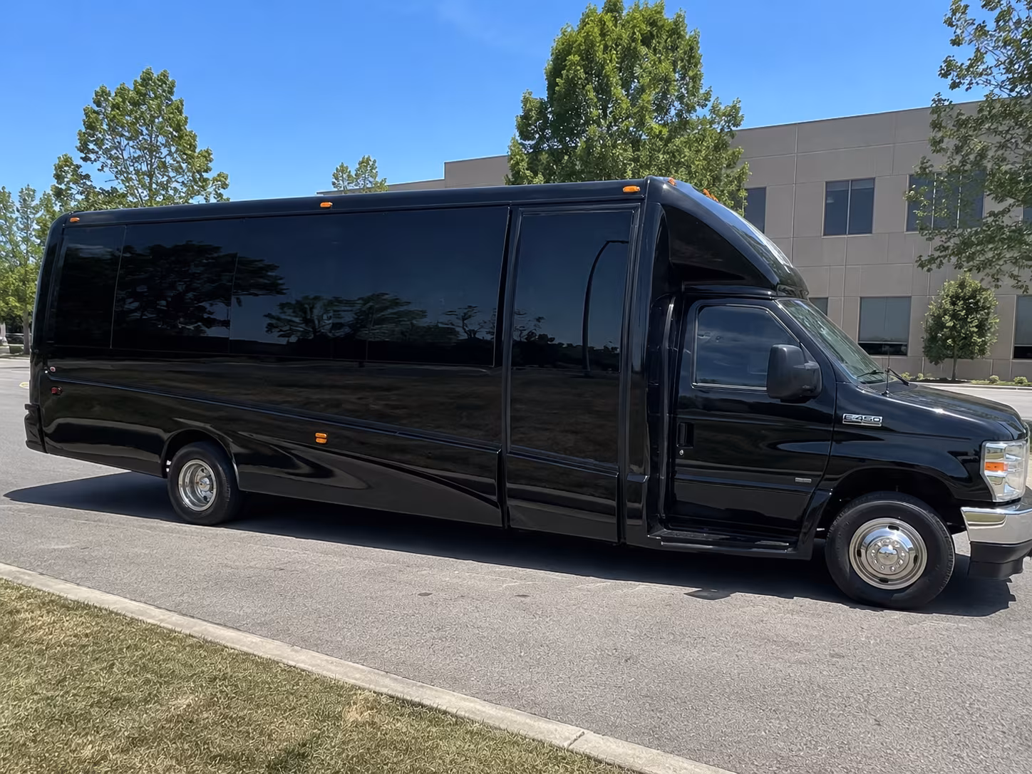 Toledo Winery Tour & Pub Crawl Transportation