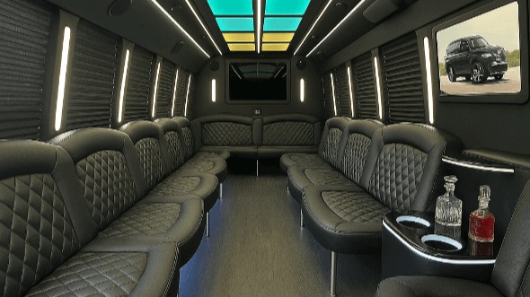 westland 20 passenger party bus